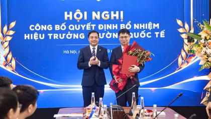 Trường Quốc tế, Đại học Quốc gia Hà Nội có tân Hiệu trưởng