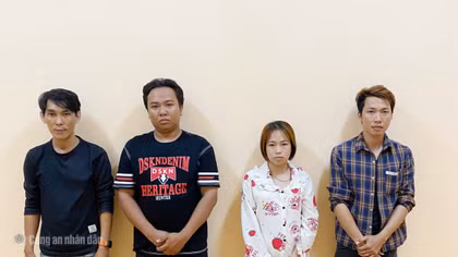 Rủ vợ bạn đi nhà nghỉ, bị dàn cảnh cướp tài sản
