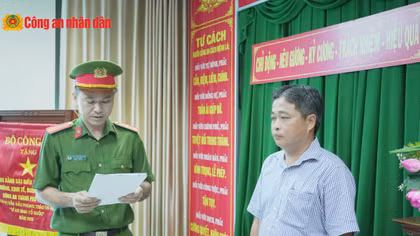 Bắt giam nguyên Trưởng Ban Tổ chức Tỉnh uỷ Sóc Trăng cũ cùng thuộc cấp