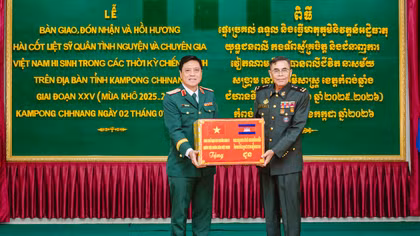 Quân khu 9 hồi hương 12 hài cốt liệt sĩ từ Campuchia