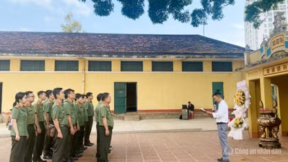 Giữ vững an ninh ở thành phố trung tâm vùng châu thổ Cửu Long