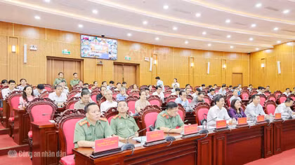 Ứng phó với các nguy cơ, thách thức trên không gian mạng 