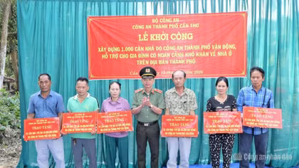 Xây dựng 1.000 căn nhà tặng người dân: Hành trình nhân ái của Công an TP Cần Thơ