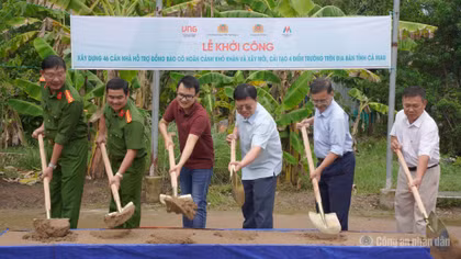 Xây dựng 46 căn nhà tình nghĩa và cải tạo 4 điểm trường ở Cà Mau