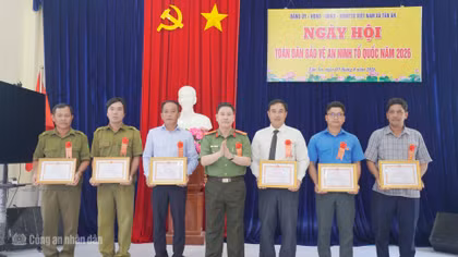 “Điểm tựa lòng dân” để Đất Mũi vươn xa