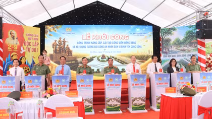 Xây dựng Tượng đài Công an nhân dân “Vì bình yên cuộc sống” tại Cà Mau