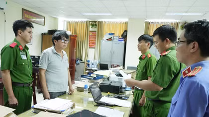 Triệt phá băng nhóm buôn lậu gần 1 triệu lít dầu DO trên vùng biển Cần Thơ