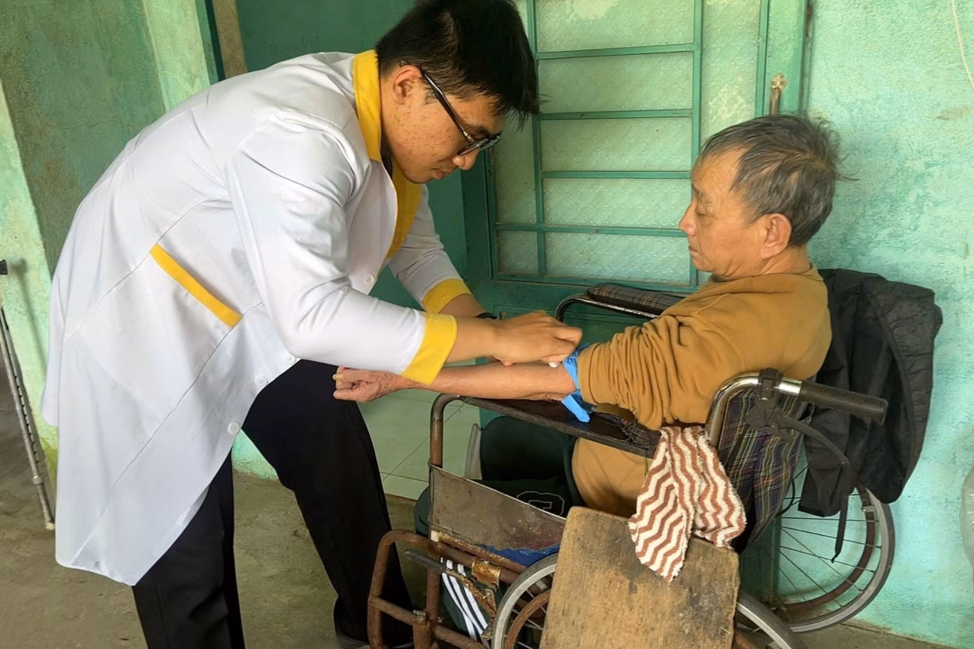 liet-si-b-ngoc-thi.jpg