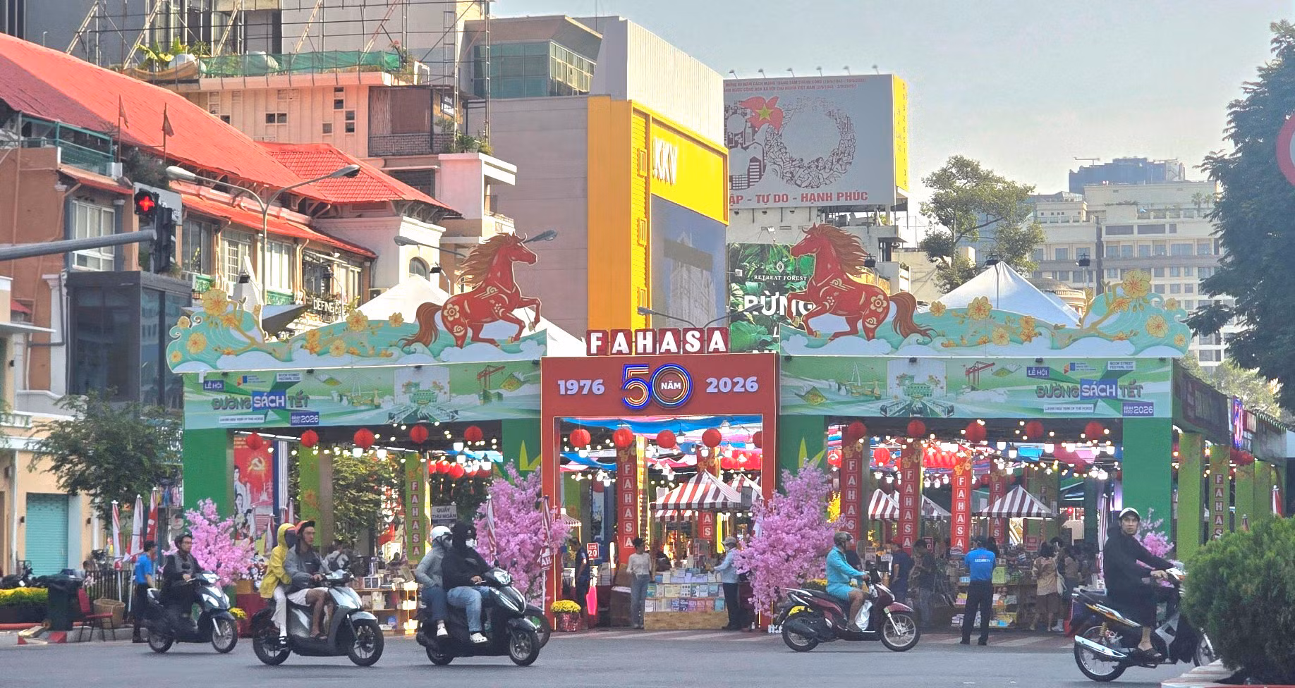 Khoảng trống pháp lý trong xuất bản, in, phát hành nhìn từ TP Hồ Chí Minh