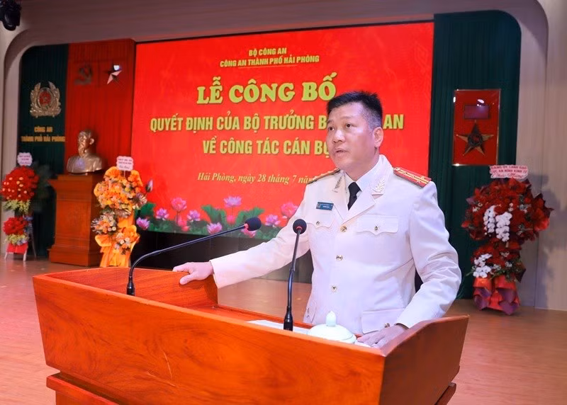 04-nguyen-binh-khanh.jpg