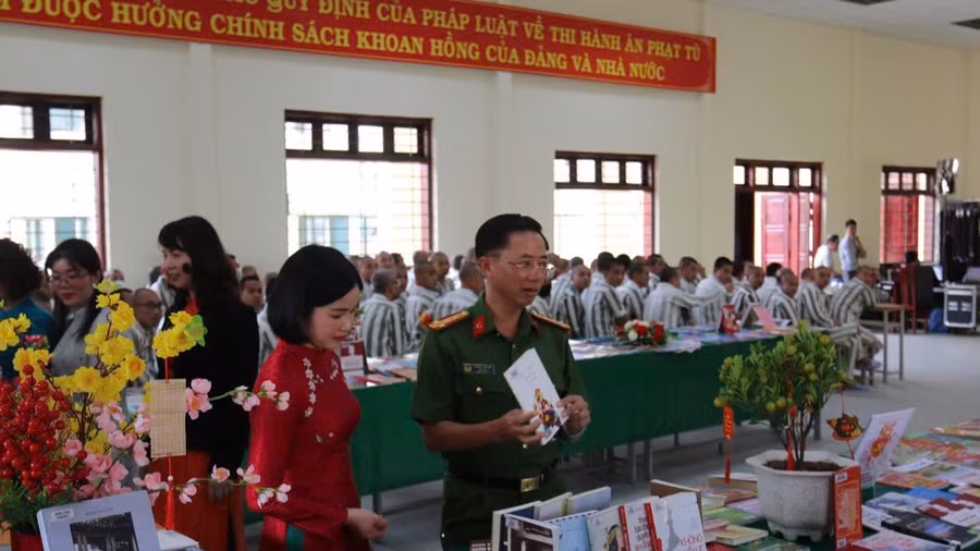 Đại tá Phùng Văn Huế - Dấu ấn của Chiến sĩ thi đua toàn quốc