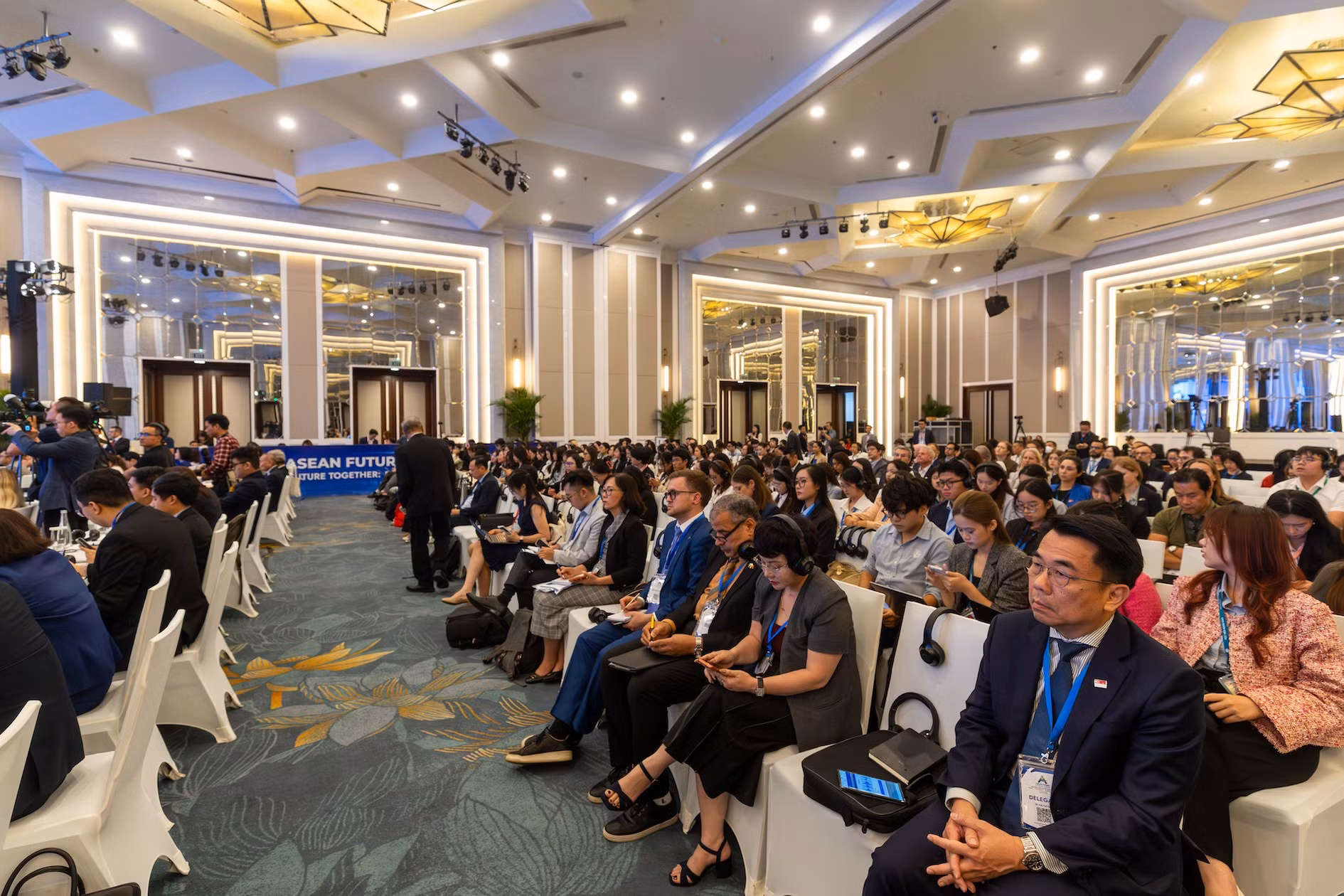 Các đại biểu tham dự phiên thảo luận chuyên đề về quan hệ Mỹ - ASEAN trong khuôn khổ AFF 2026.