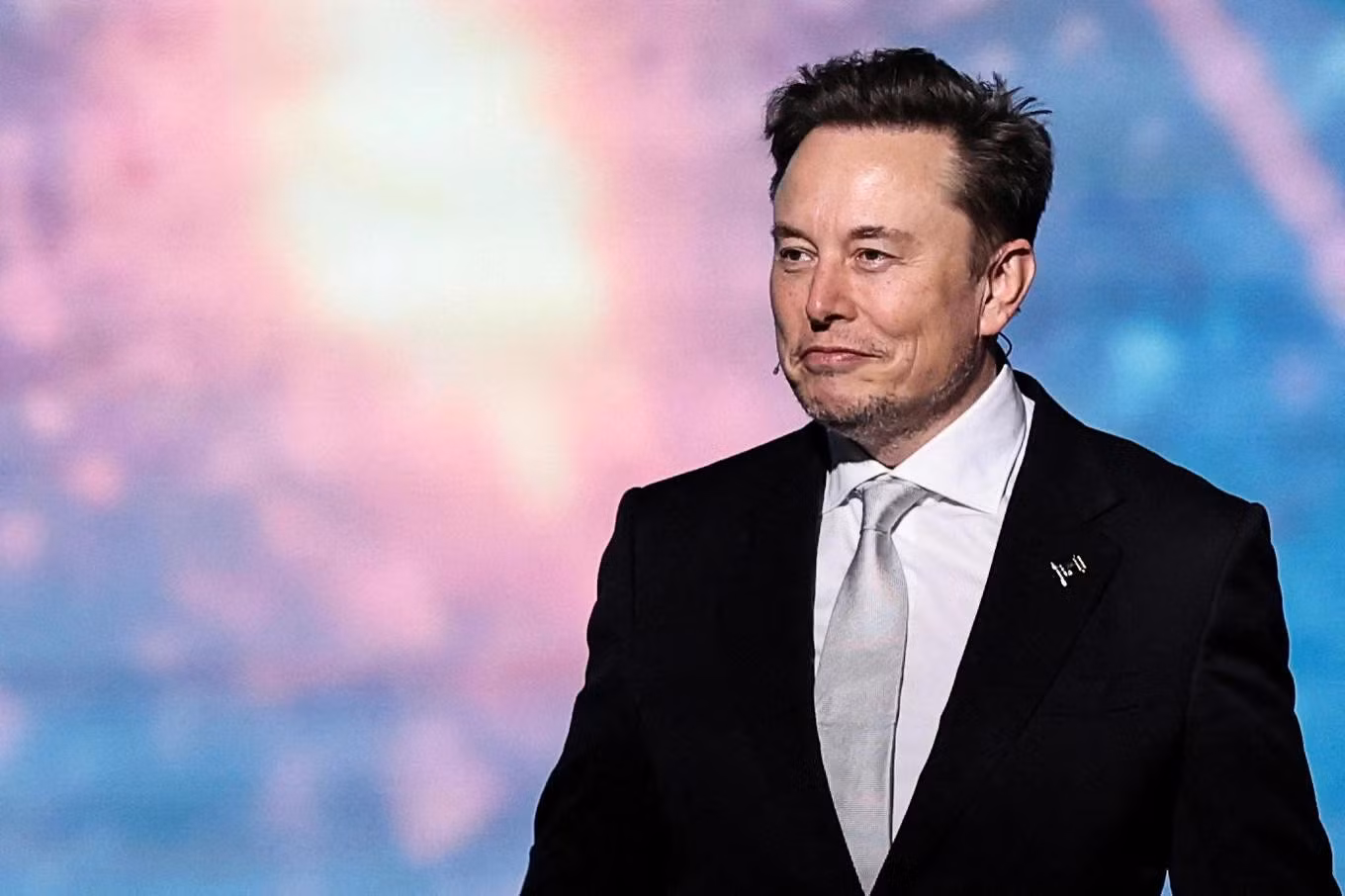 elon.jpg