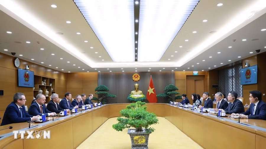 Thủ tướng Lê Minh Hưng tiếp Bộ trưởng Ngoại giao Belarus