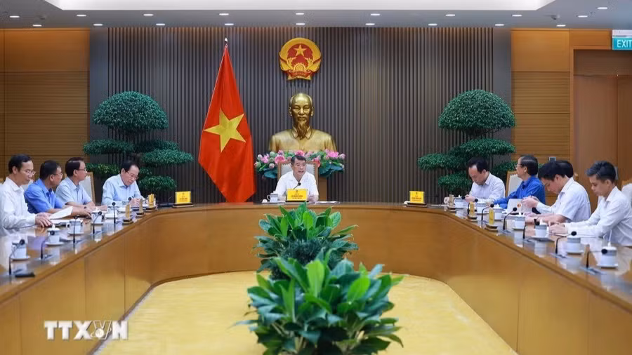 Thủ tướng: Cần quyết liệt giải quyết dứt điểm tình trạng thiếu sách giáo khoa
