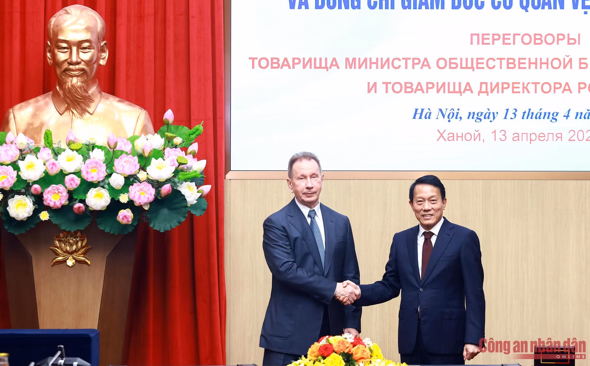 Việt Nam - Nga làm sâu sắc hợp tác an ninh, thực thi pháp luật -0