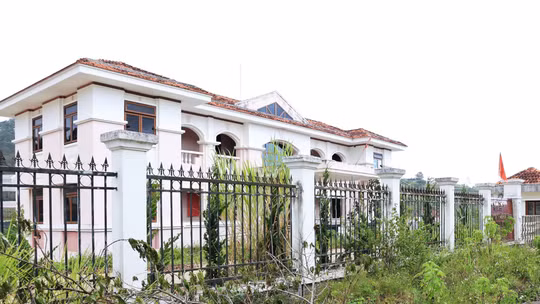 Hàng trăm nhà đất dôi dư sau sáp nhập ở Lâm Đồng chờ xử lý