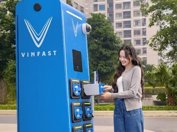 Chủ xe VinFast kể chuyện “một người đi xe điện, cả nhà bỏ xe xăng” ảnh 2