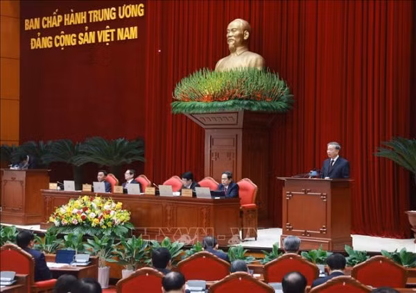 Tổng Bí thư Tô Lâm phát biểu khai mạc Hội nghị lần thứ 11 Ban Chấp hành Trung ương Đảng khóa XIII. Ảnh: TTXVN