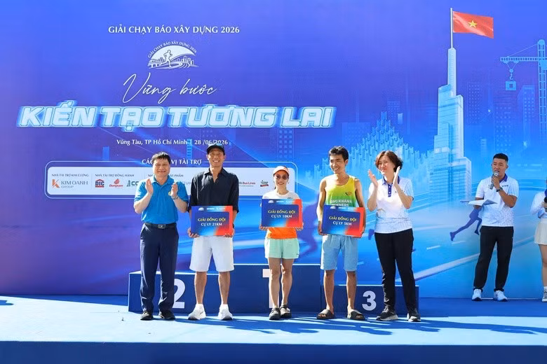 CLB Liên minh vui khoẻ mỗi ngày nhận giải Nhất ở cả ba cự ly 5km, 10km và 21km.