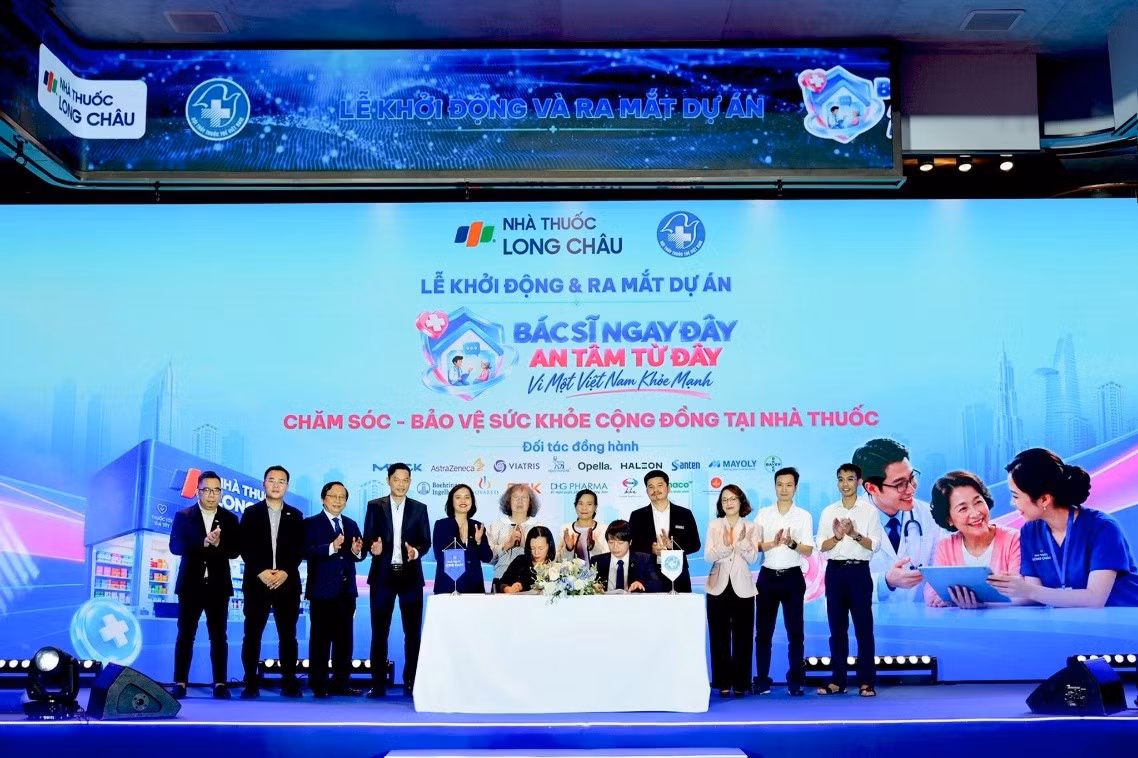 Sự hợp lực giữa đội ngũ bác sĩ, dược sĩ và các đối tác y tế mở ra thêm cơ hội để người dân được tiếp cận thông tin y khoa chính thống và tư vấn sức khỏe thuận tiện, liền mạch hơn.