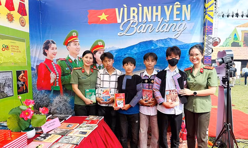 binh-yen-ban-lang-4.jpg