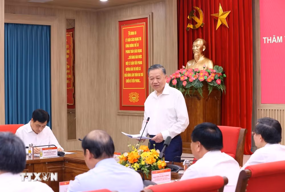 Tổng Bí thư, Chủ tịch nước Tô Lâm phát biểu chỉ đạo tại buổi làm việc với lãnh đạo chủ chốt Học viện Chính trị Quốc gia Hồ Chí Minh. (Ảnh: Văn Điệp/TTXVN)