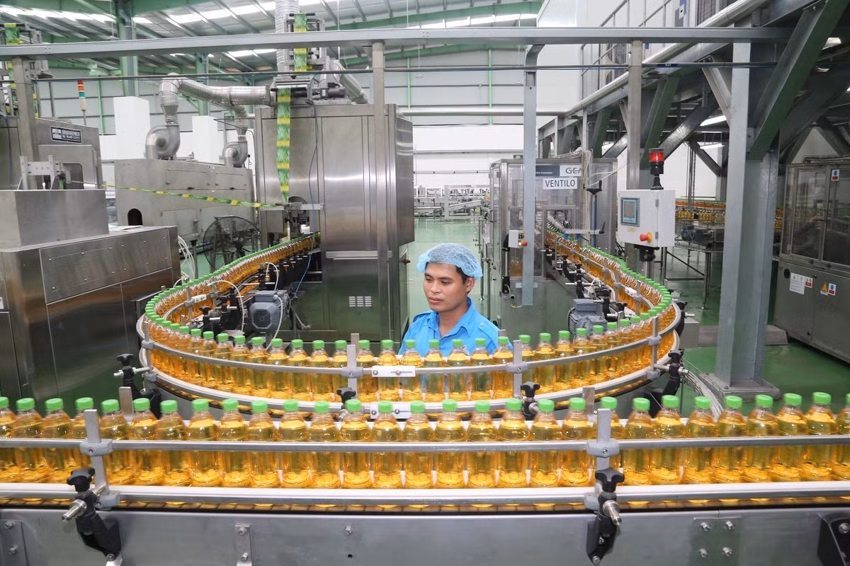 Đầu tư công nghệ chiết rót vô trùng Aseptic là một phần trong quá trình Tân Hiệp Phát nâng cao năng lực sản xuất và kiểm soát chất lượng.