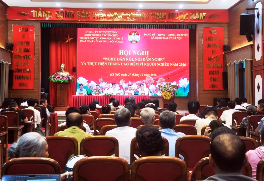 Quang cảnh phiên đối thoại tại Hội nghị "Nghe dân nói, nói dân nghe".