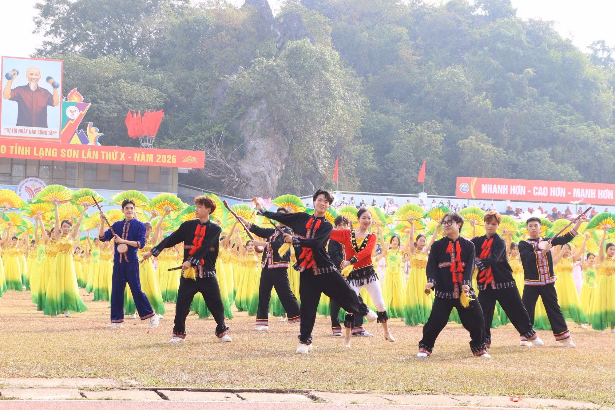 2.500 vận động viên tranh tài tại Đại hội thể dục thể thao tỉnh Lạng Sơn lần thứ X ảnh 15