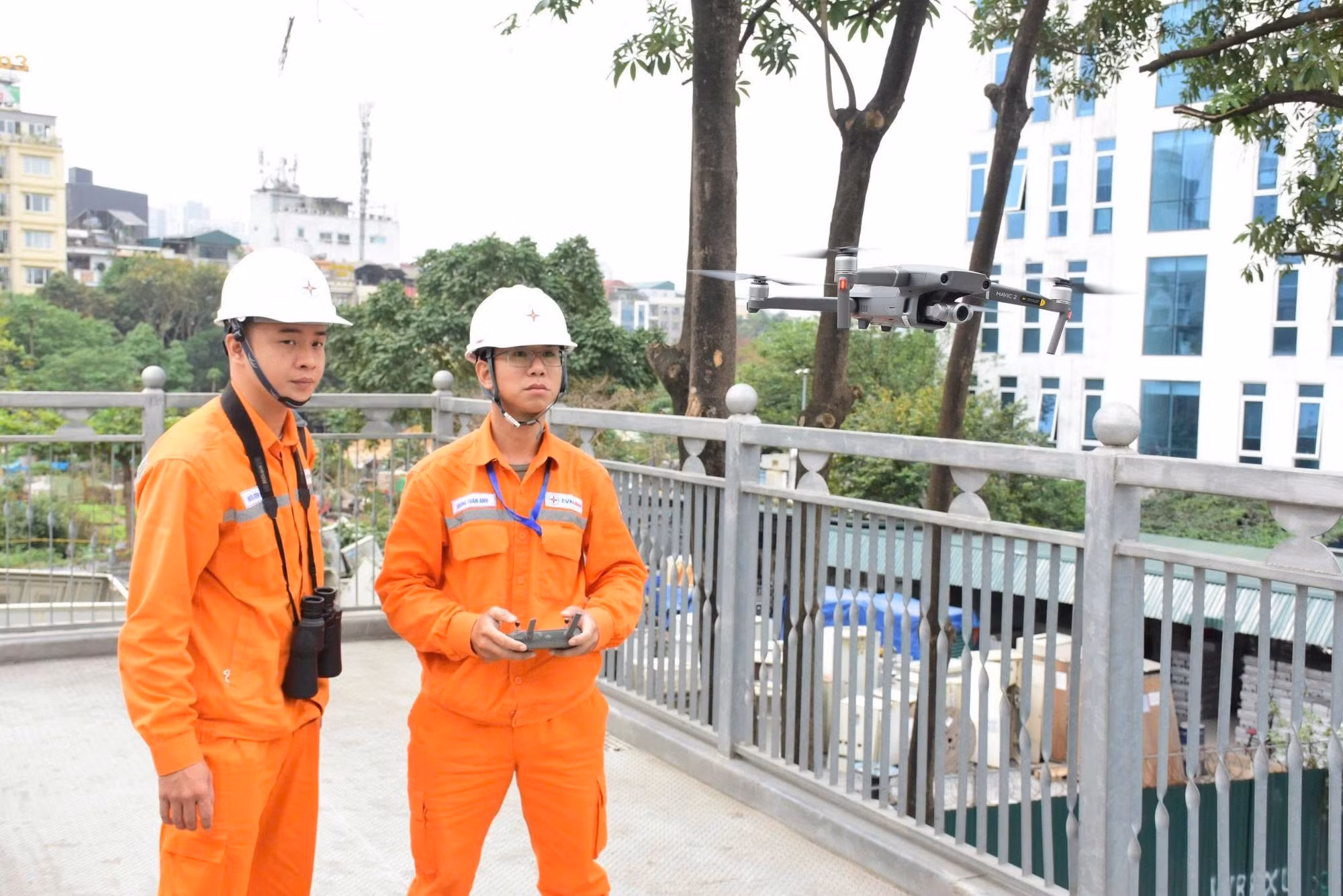 Ứng dụng UAV kiểm tra đường dây lưới điện.