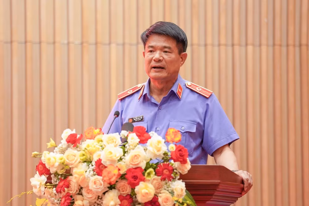 Đồng chí Nguyễn Huy Tiến, Ủy viên Trung ương Đảng, Bí thư Đảng ủy, Viện trưởng Kiểm sát nhân dân tối cao phát biểu tại buổi lễ. (Ảnh: QUANG MINH)