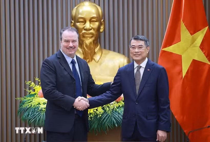 thu-tuong-le-minh-hung-1.jpg