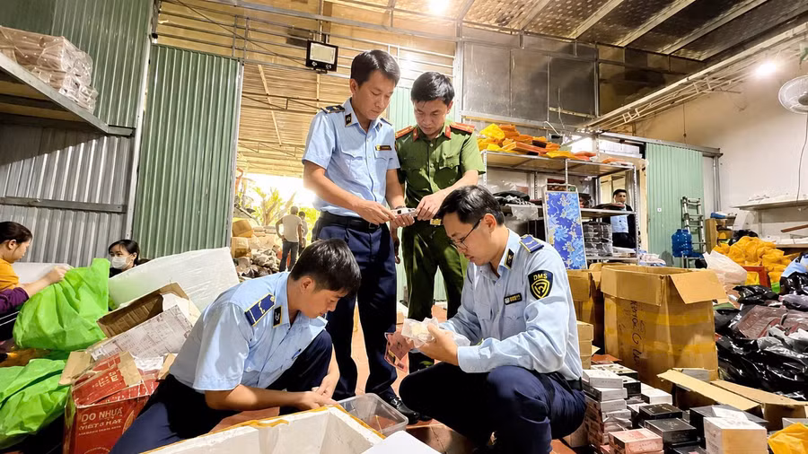 Thao túng doanh số để leo hạng trên sàn thương mại điện tử