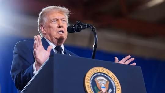 Tổng thống Trump cảnh báo phản ứng quân sự với đồng minh Oman