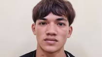 Đứng nghe điện thoại, nam thanh niên bị đánh rồi bị cướp tiền, cướp điện thoại