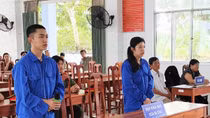 Vợ chồng cướp tiệm vàng lãnh án 15 năm tù