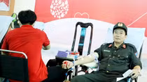 CBCS Trung đoàn CSCĐ Tây Nam Bộ hiến máu tình nguyện