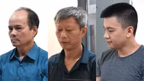 Khởi tố, bắt tạm giam 3 bị can trong vụ sạt lở kè làm chết 3 người