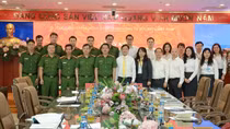 Cùng Công an xã, mỗi nhân viên bưu điện sẽ góp phần xây dựng công dân số trên toàn quốc