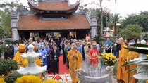 Khai hội ở ngôi chùa cổ nhất miền Trung