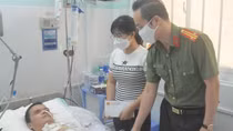 Cơ quan đại diện Cục Truyền thông CAND sẻ chia khó khăn với đồng đội bị bệnh hiểm nghèo