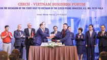 Vietjet ký thỏa thuận hợp tác cùng trường bay F Air