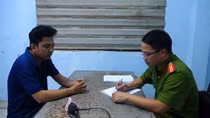 Triệt phá đường dây chuyên làm giấy tờ, bằng cấp, CCCD giả quy mô lớn