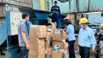 Tiêu hủy số lượng lớn hàng lậu, không rõ nguồn gốc - chất lượng