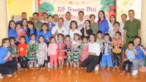 Trung thu ấm áp cho trẻ em vùng cao Sơn La