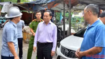 Phó Thủ tướng Trần Lưu Quang đến hiện trường, chỉ đạo giải quyết vụ cháy đặc biệt nghiêm trọng