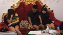 22 thanh niên tụ tập “bay lắc” trong karaoke Vệ Hào