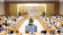 Chính phủ luôn rất quan tâm, trăn trở hỗ trợ người dân, doanh nghiệp, phát triển kinh tế