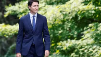 Thủ tướng Canada "thay máu" nội các sau cuộc thăm dò đáng lo ngại